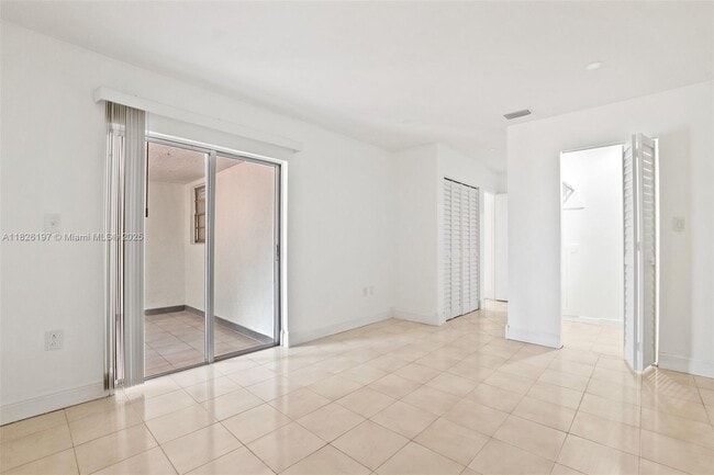 Building Photo - 12262 SW 10th St