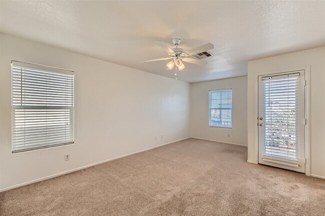 Building Photo - 9289 Wertz Ave