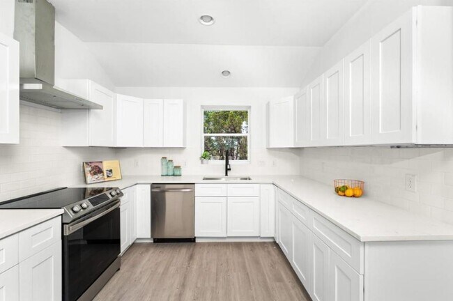 Building Photo - 5102 Moss Point