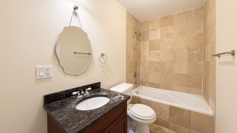 Building Photo - 4018 N Central Park Ave
