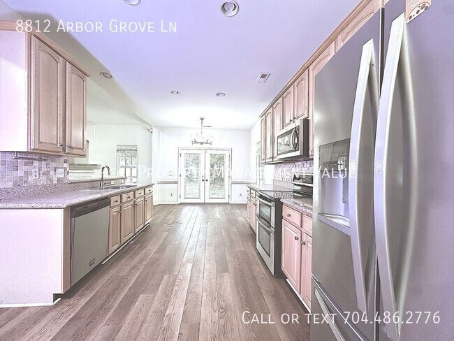 Building Photo - 8812 Arbor Grove Ln