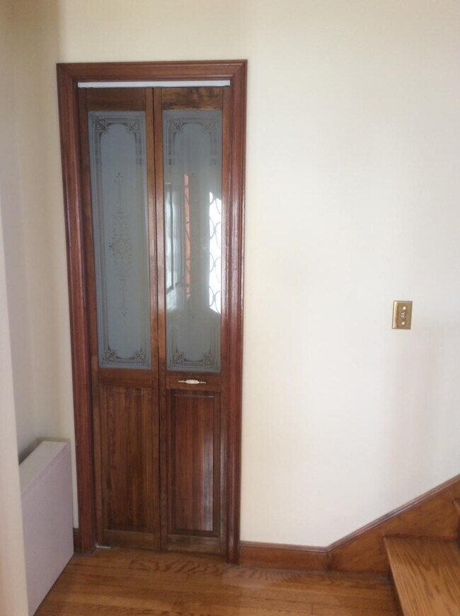 Building Photo - 95 Noble St