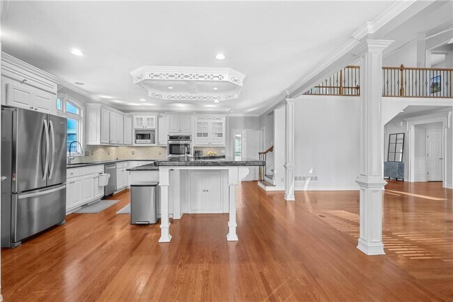 Building Photo - 4030 Greatwood Path