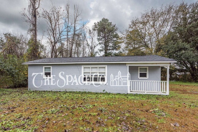 Building Photo - 209 Testament Ln