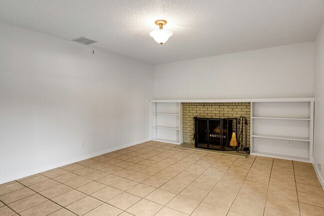 Building Photo - 11030 W Musket St