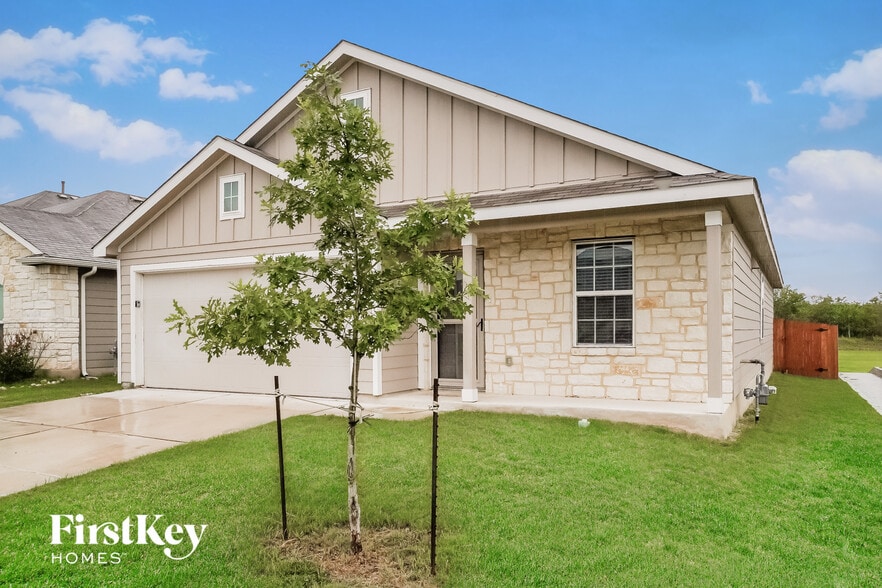 Building Photo - 1936 Heather Glen Dr