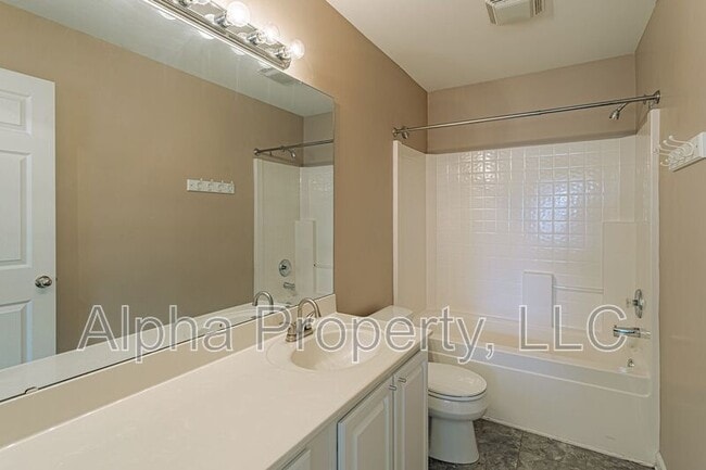 Building Photo - 504 Collingsworth Ln