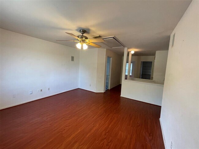Building Photo - 3217 Maryfield Ln