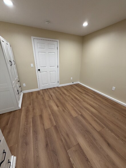 Building Photo - 7739 1/2 Jayseel St