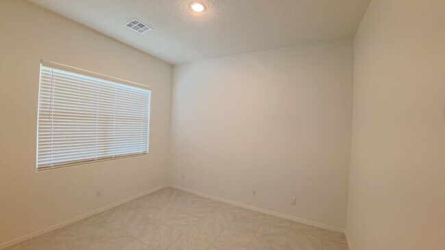 Building Photo - 4316 Bald Eagle Loop NE