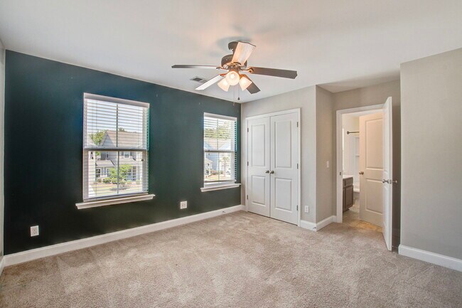 Building Photo - 135 Fulmar Pl
