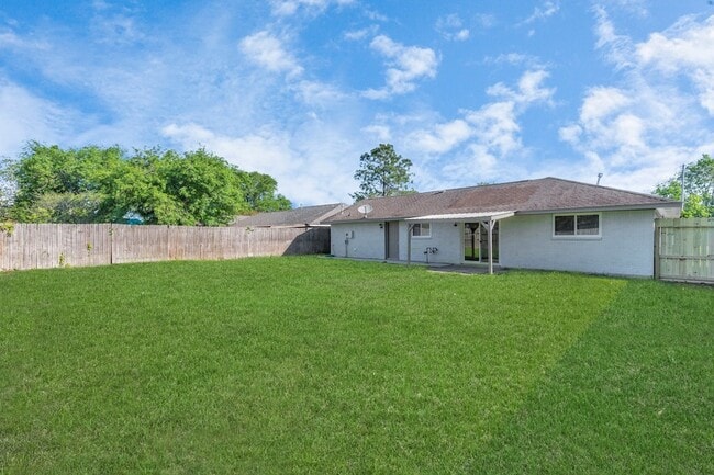 Building Photo - 12118 Ryewater Dr