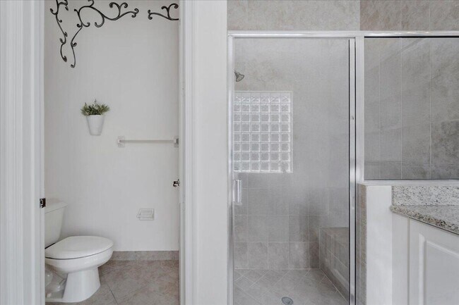 Building Photo - 10599 Silverton Ln