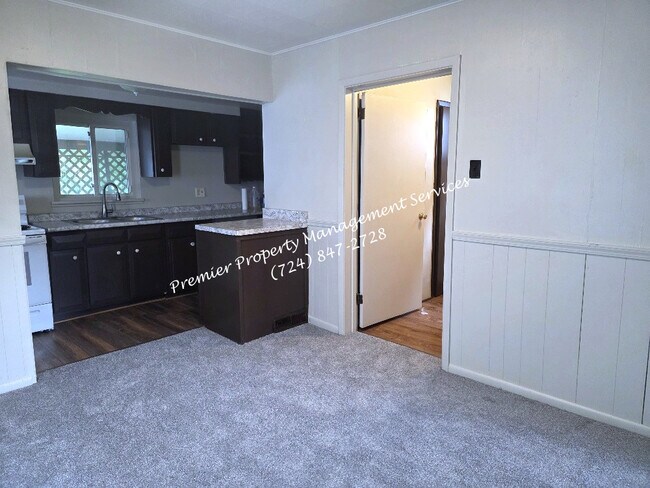 Building Photo - 3408 3rd Ave