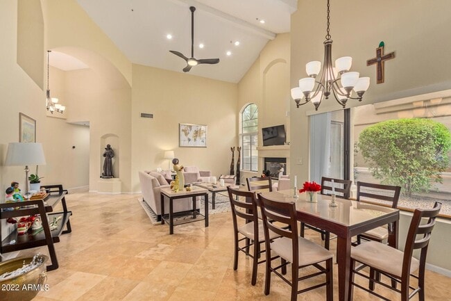 Building Photo - 8117 E Cortez Dr