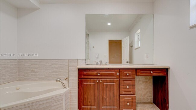 Building Photo - 2953 SW 23rd St
