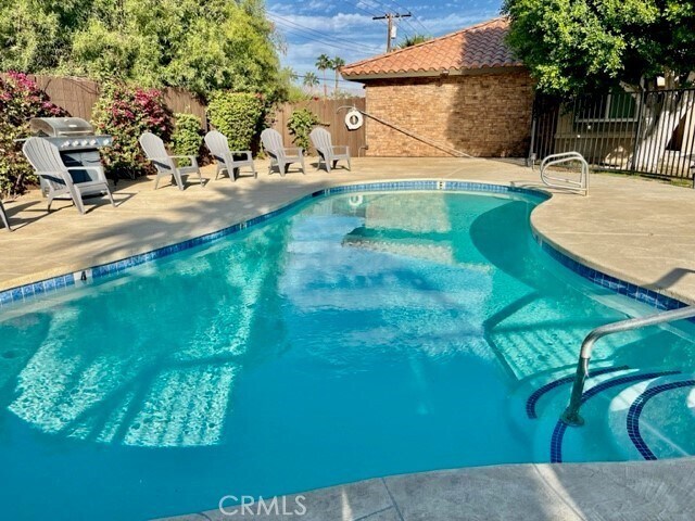 Building Photo - 79400 Ave 42