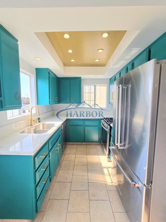 Building Photo - Beautifully Updated 3-Bed, 2-Bath Townhome