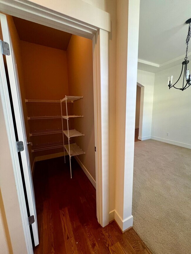 Building Photo - PENDING APPLICATION; Spacious Home on Golf Course  - All Bedrooms En Suite