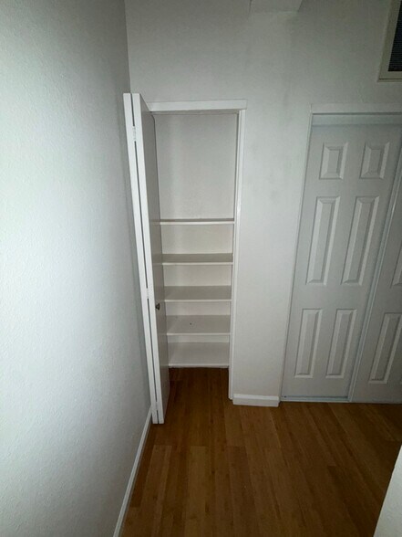 Building Photo - 28 Chesley Ave