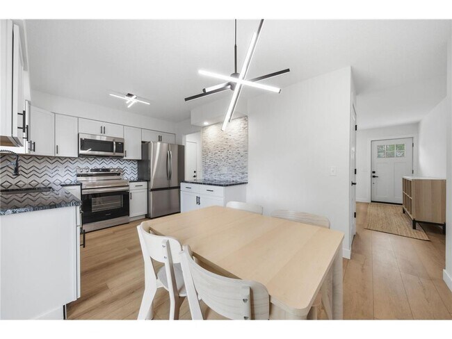 Building Photo - 8749 212th St Ct N