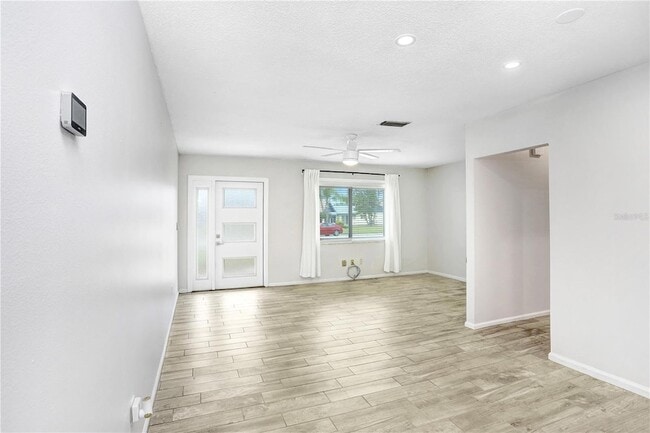 Building Photo - 1311 New Bedford Dr