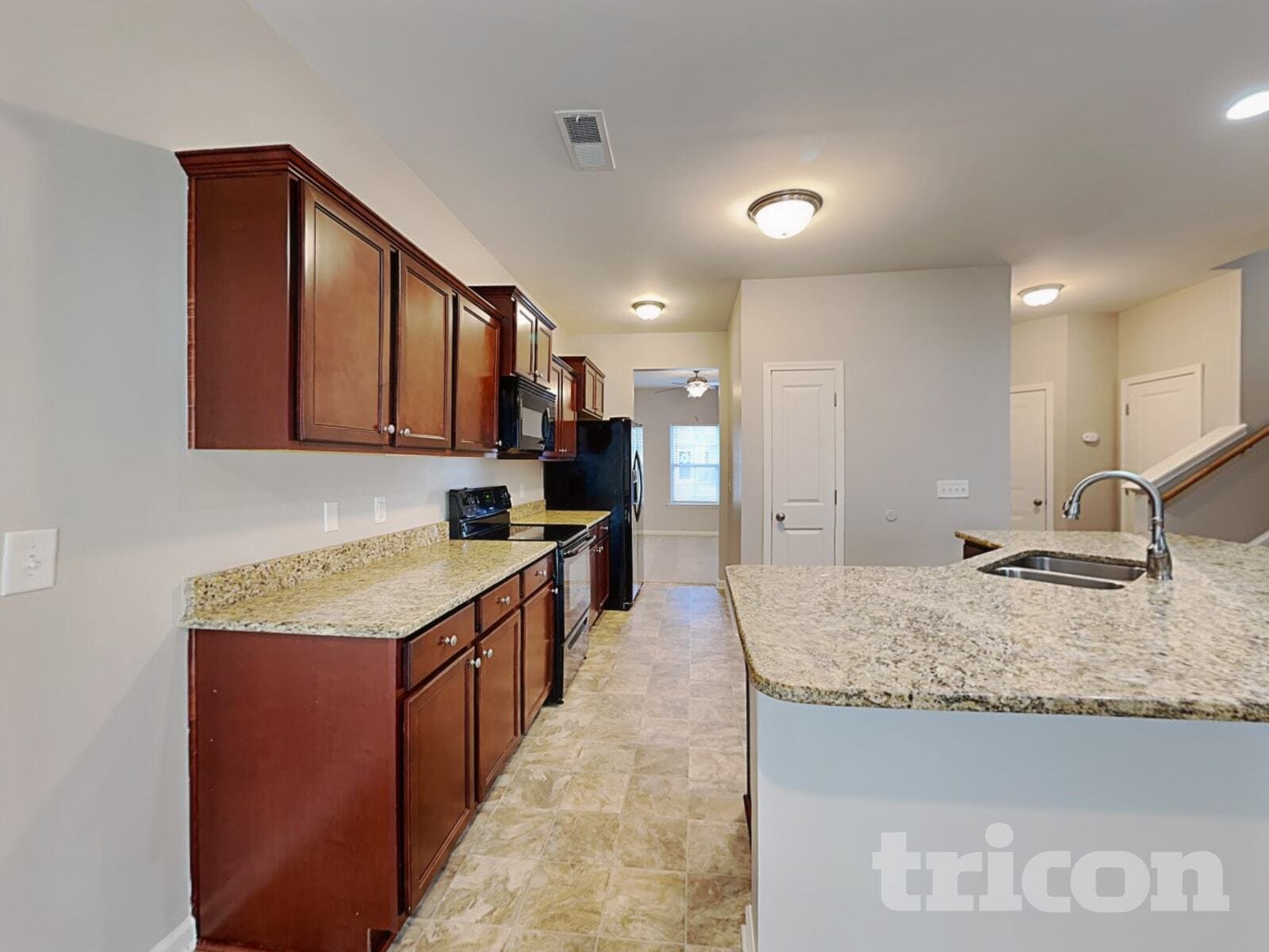 Building Photo - 143 Ridge Terrace Ln