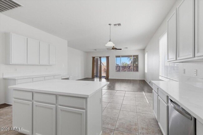 Building Photo - 3410 W Alicia Dr