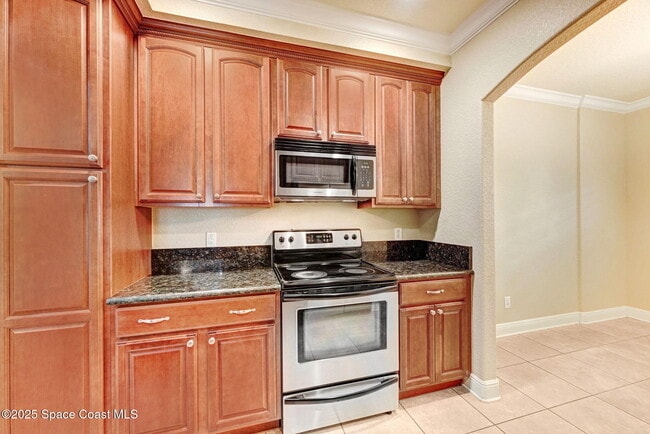 Building Photo - 1795 Noel Pl