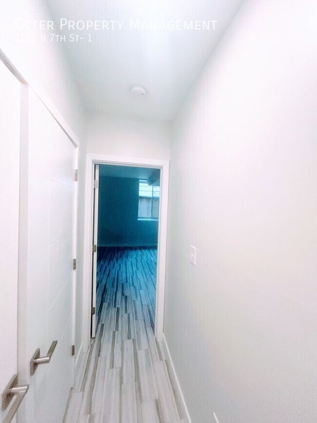 Building Photo - 2122 N 7th St