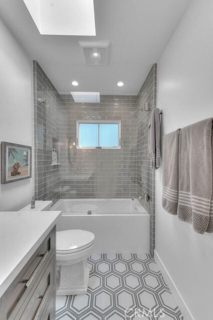 Building Photo - 13 Rivo Alto Canal