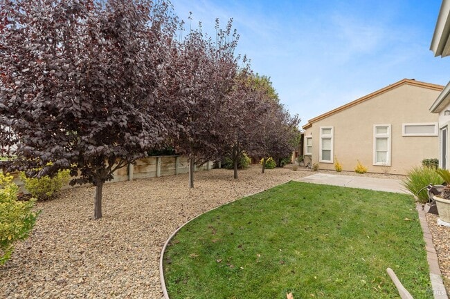 Building Photo - 715 Cherry Hills Ln