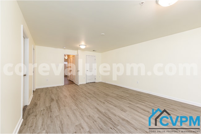 Building Photo - 7622 Timbercross Ln