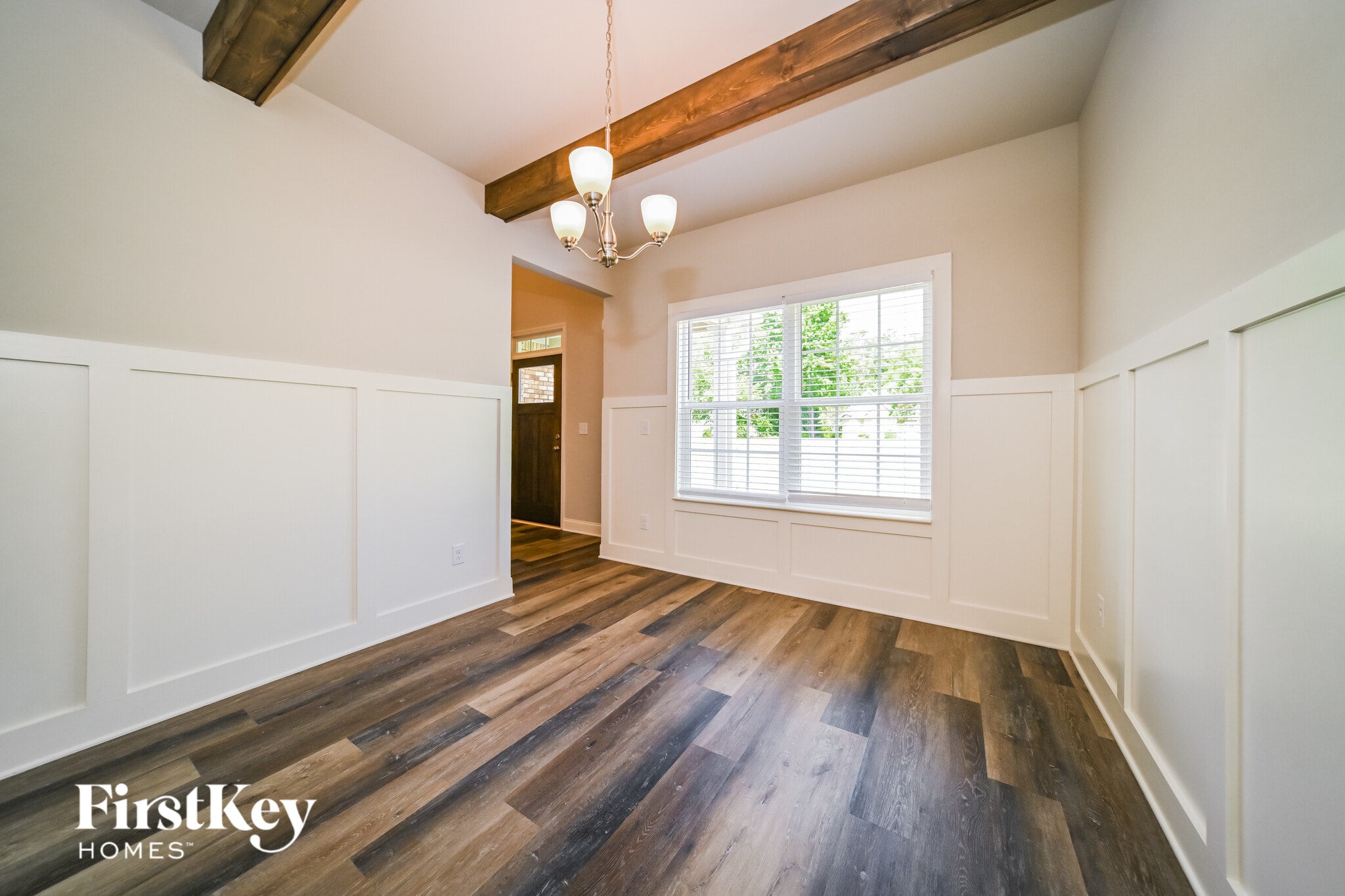 Building Photo - 206 Cheshire Dr