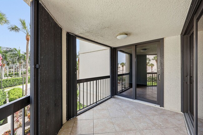 Building Photo - 4551 Gulf Shore Blvd N