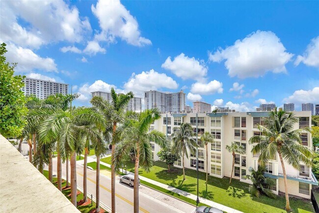 Building Photo - 17555 Atlantic Blvd