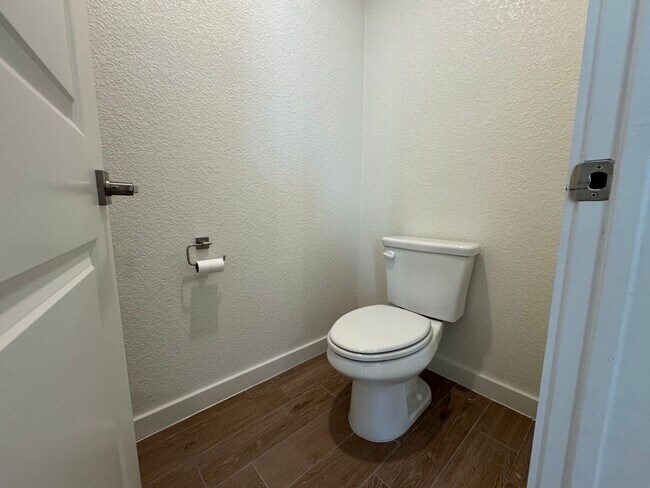Building Photo - 4-Bedroom House for Rent in Temple