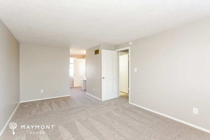 Building Photo - 1328 Brownswood Dr