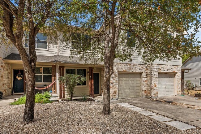 Building Photo - 512 Eberhart Ln