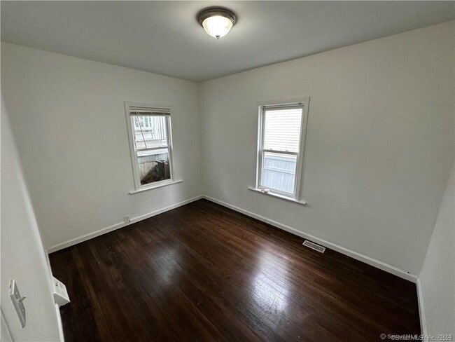 Building Photo - 227 Orland St