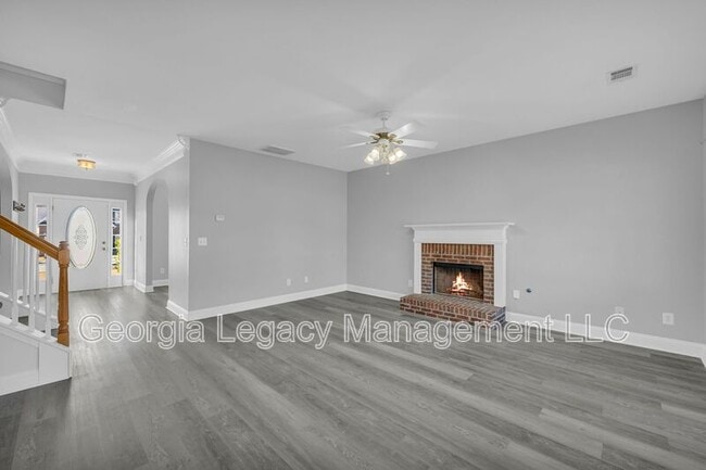 Building Photo - 816 Kaitlyn Dr