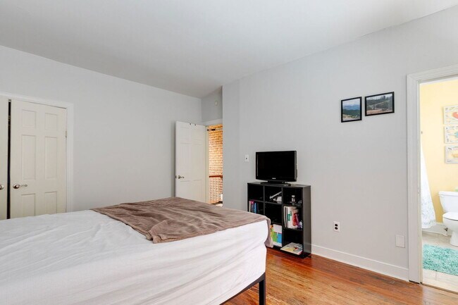 Building Photo - 317 W Marshall St