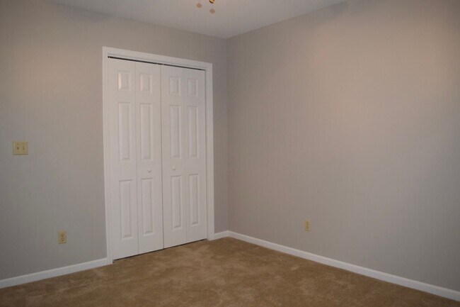 Building Photo - Great 3 Bed 2 Bath House In Ashland MO!