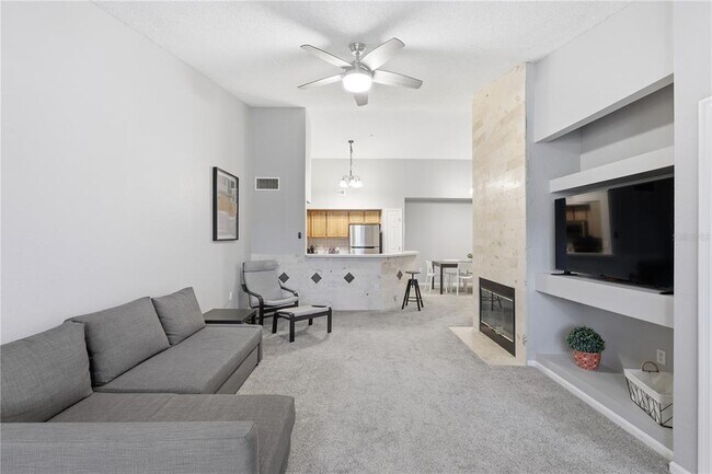 Building Photo - 13001 Mulberry Park Dr