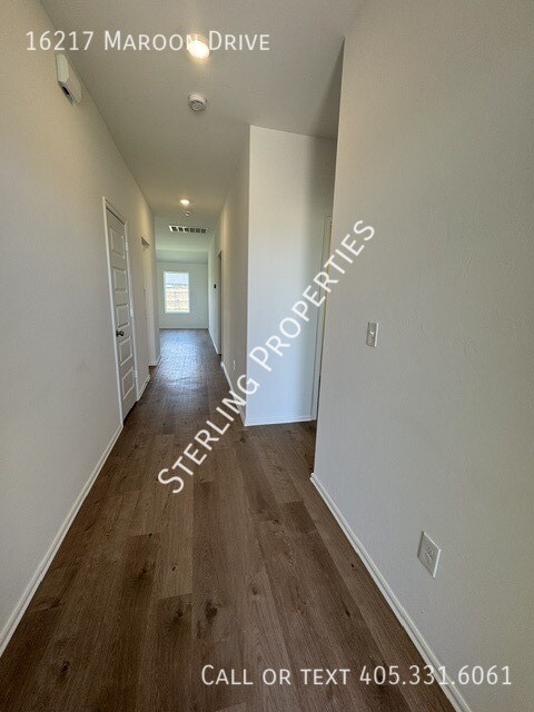 Building Photo - 16217 Maroon Dr