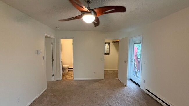 Building Photo - Spunky 3 bedroom 2.5 bath condo near JBER ...