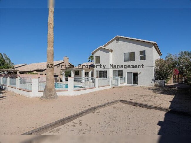 Building Photo - 1767 W Redfield Rd