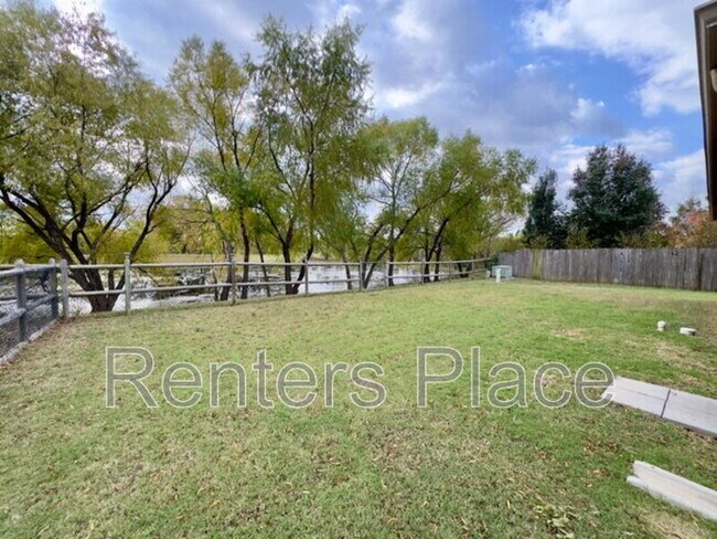 Building Photo - 9025 North 157 East Avenue