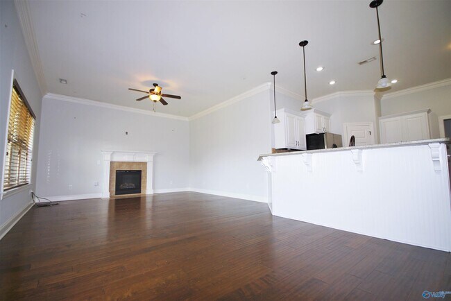Building Photo - 109 Wolf Creek Trail SW