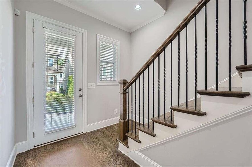 Building Photo - 18 Hardpan Aly